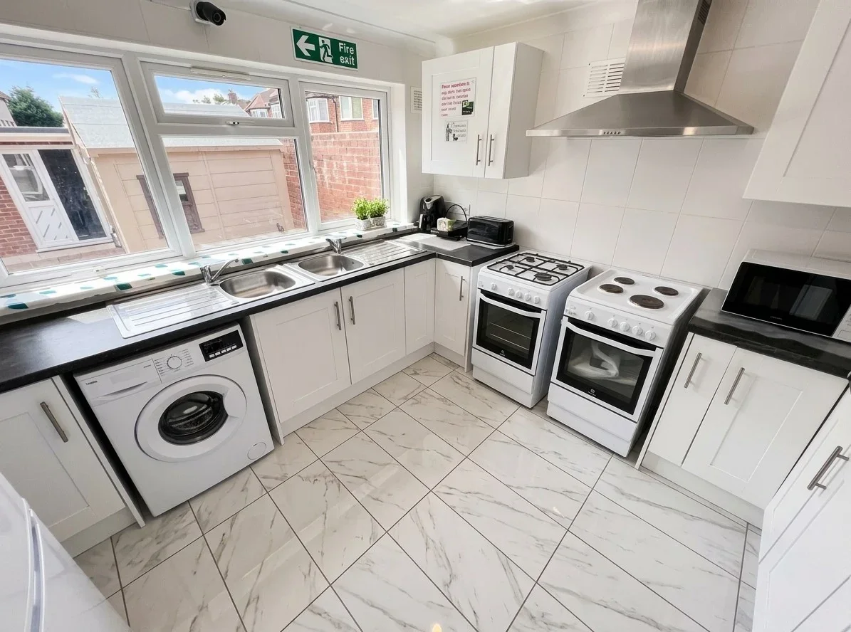 Room Green Lane in Greater London