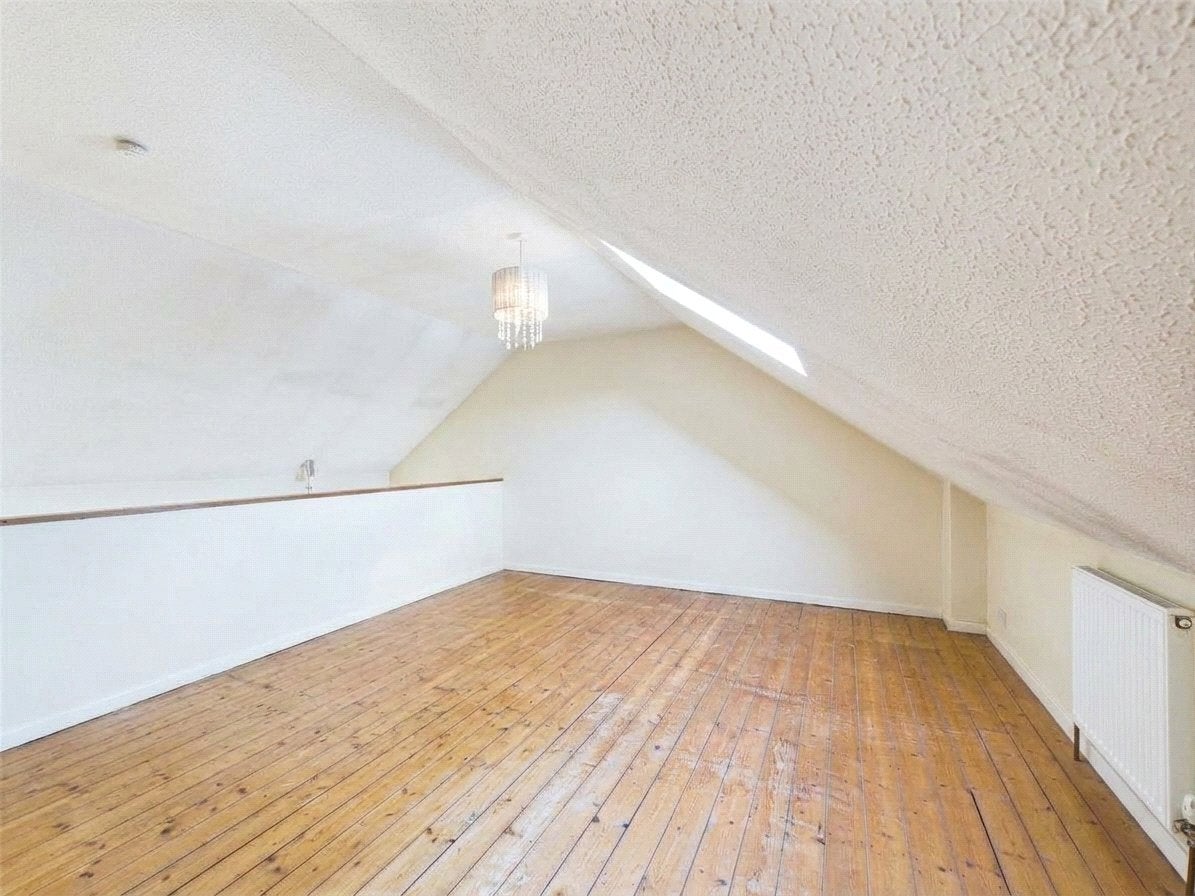 Flat Maiden Place in Earley
