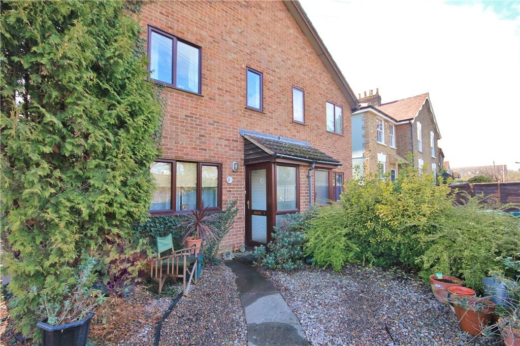 Flat A308 in Staines-upon-Thames