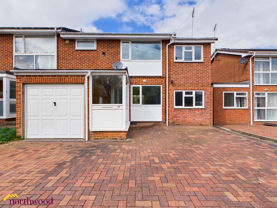 House Byron Road in Cherwell District
