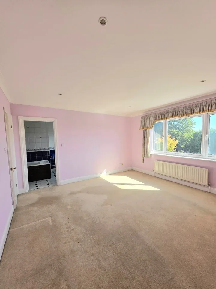 Room Marlow Road in High Wycombe