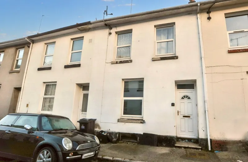 Flat Cadewell Lane in Torquay