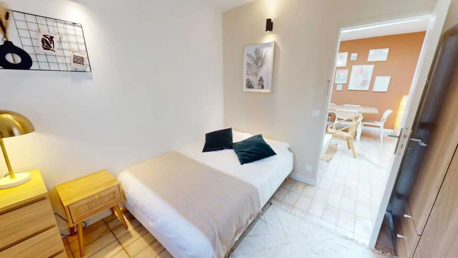 Chambre Rue de Miromesnil à Paris