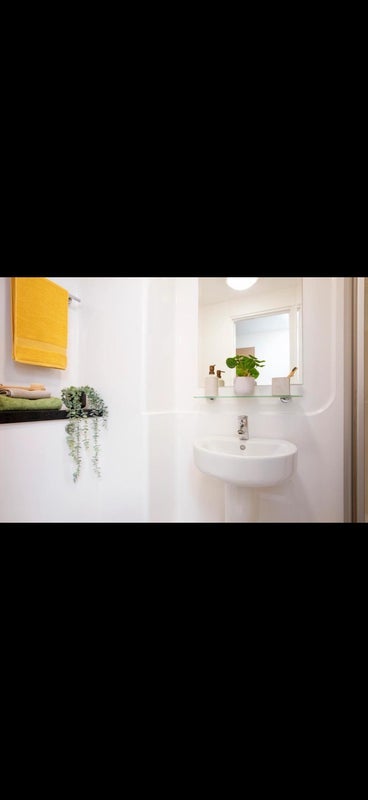 Room Yorkhill Street in Glasgow