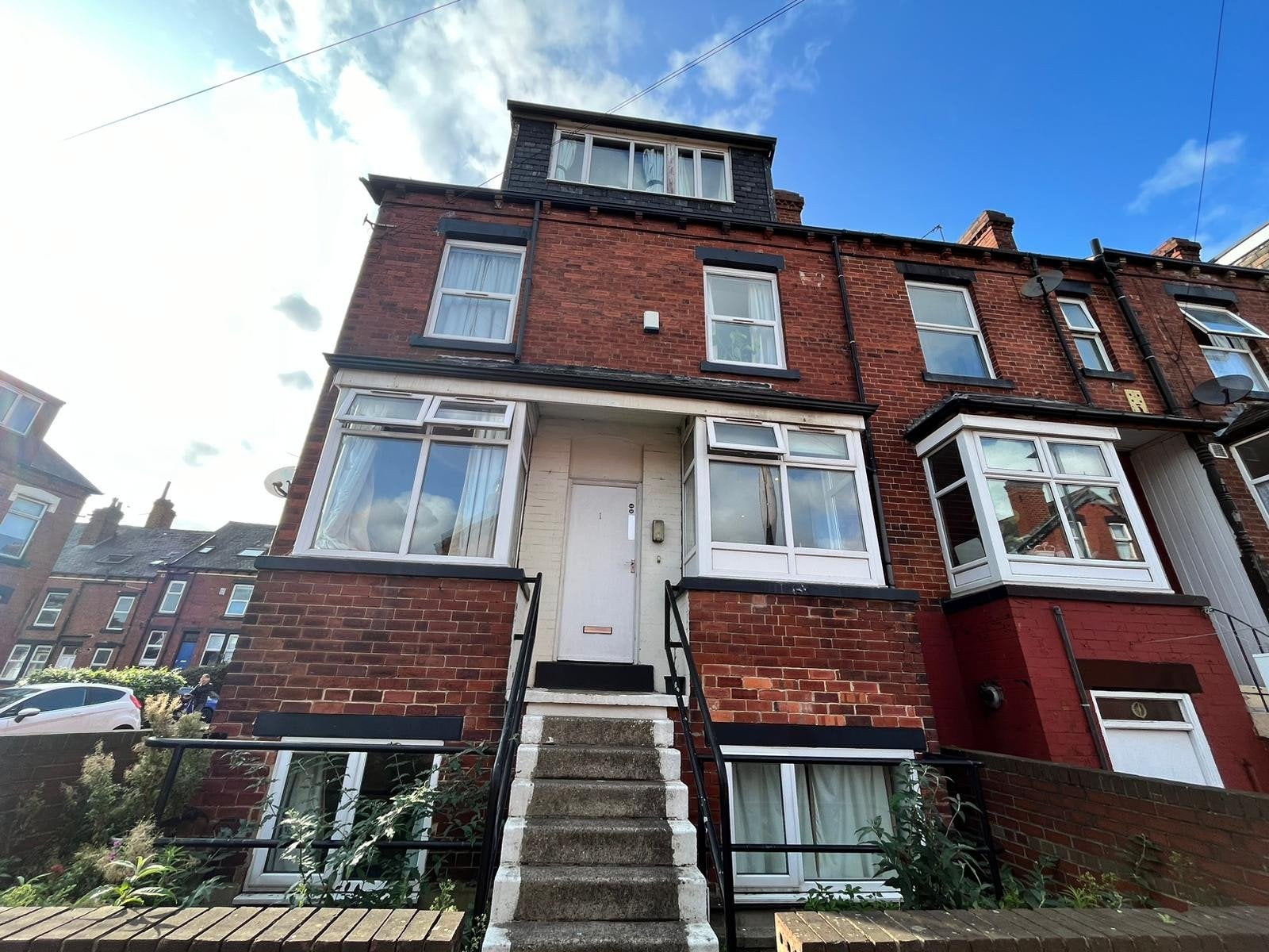 House Lumley Avenue in Leeds