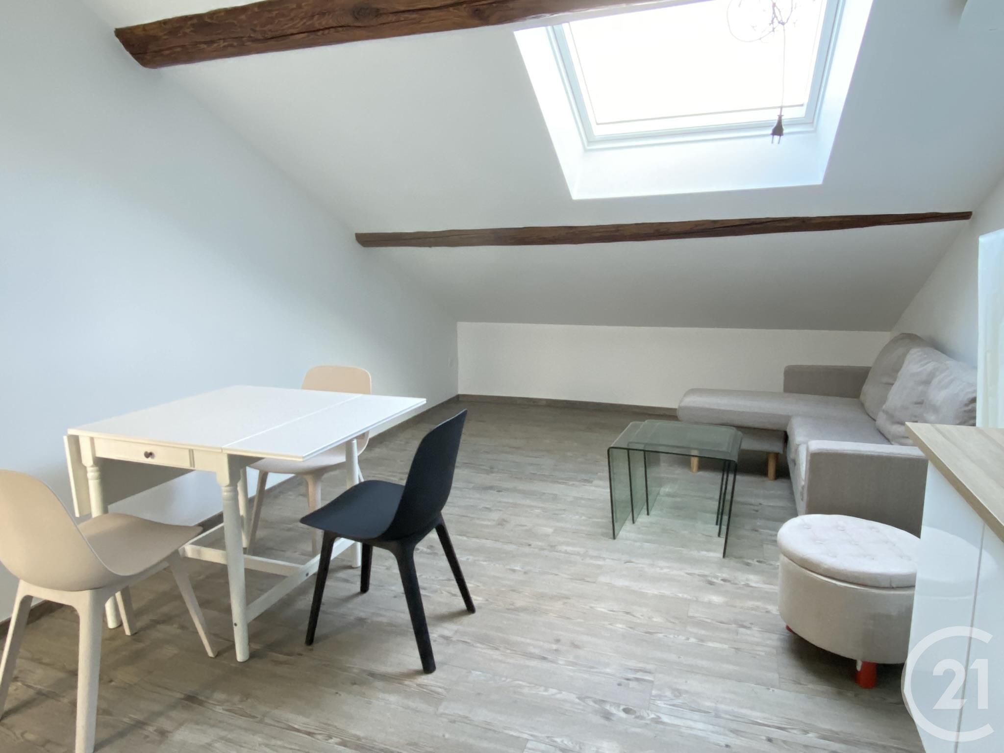 Flat Rue du Général de Gaulle in Montois-la-Montagne
