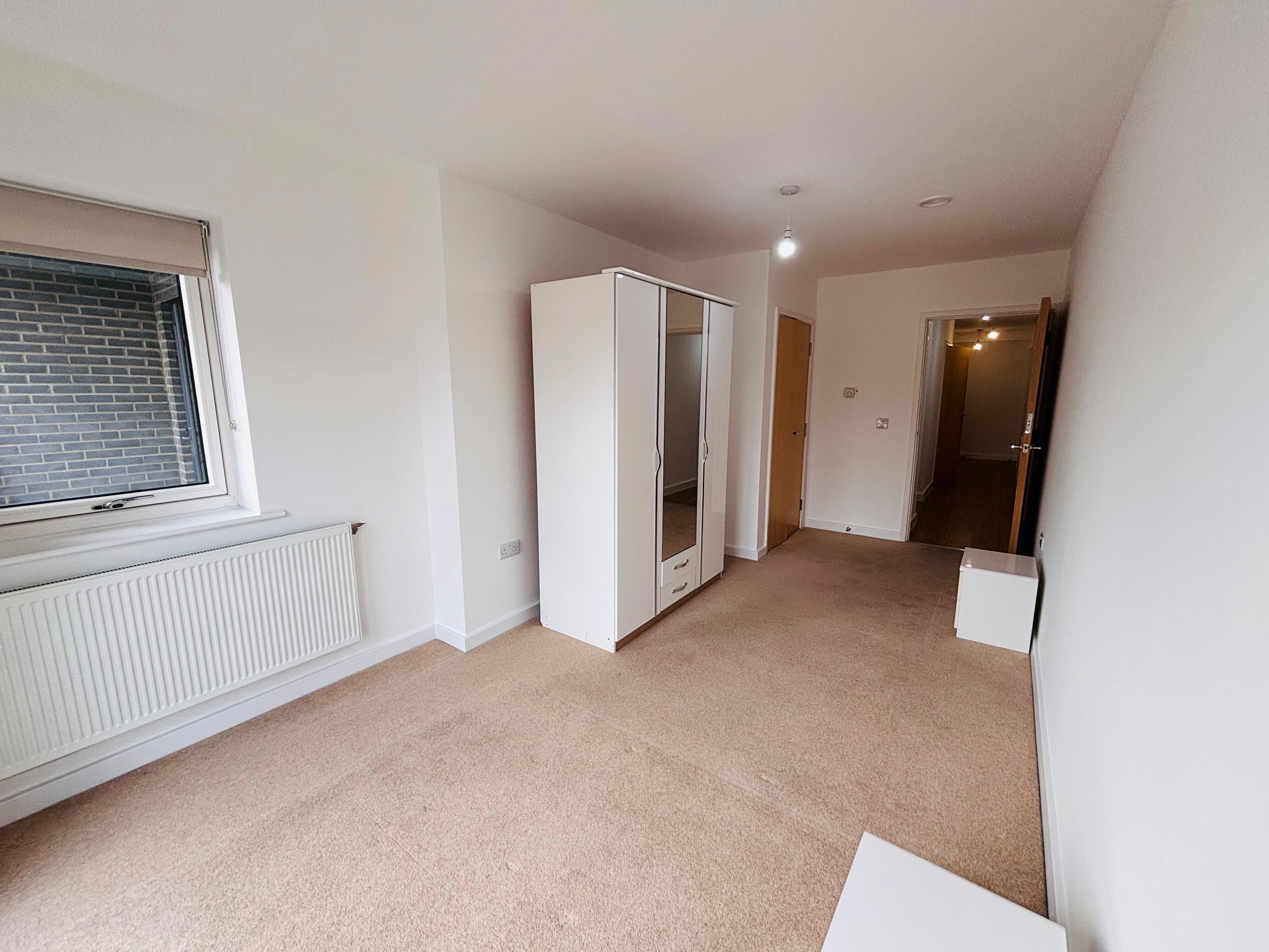 Flat Pevensey Avenue in Greater London