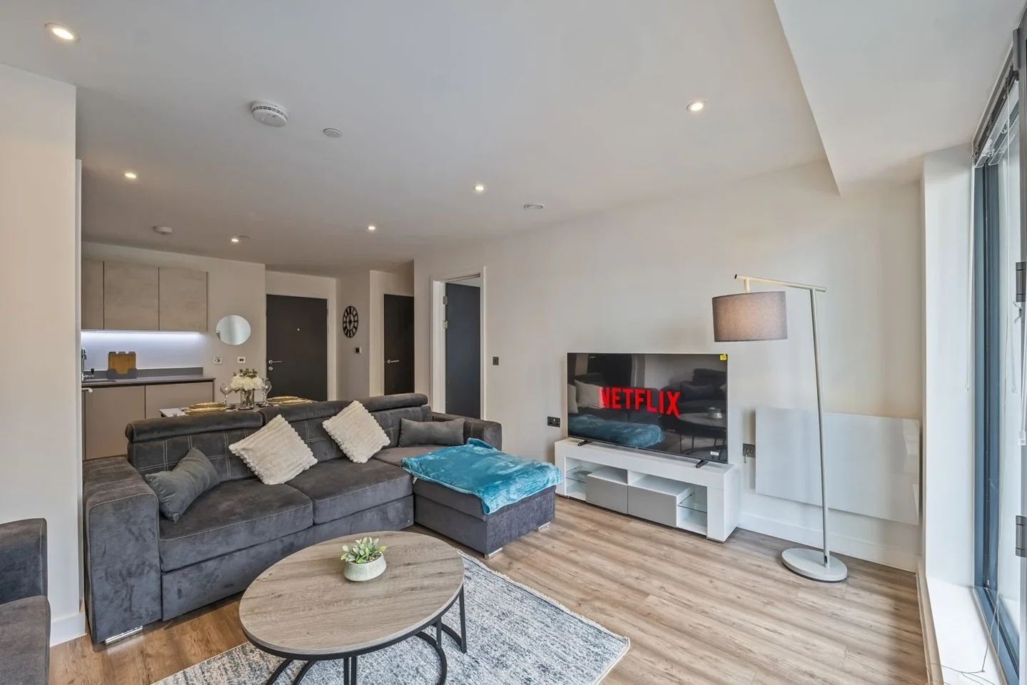 Flat Herschel Street in Slough