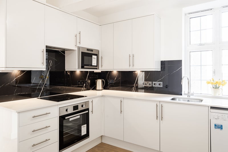 Flat Cranleigh Street in Greater London