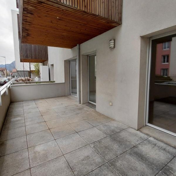 Appartement Boulevard Joliot Curie à Fontaine