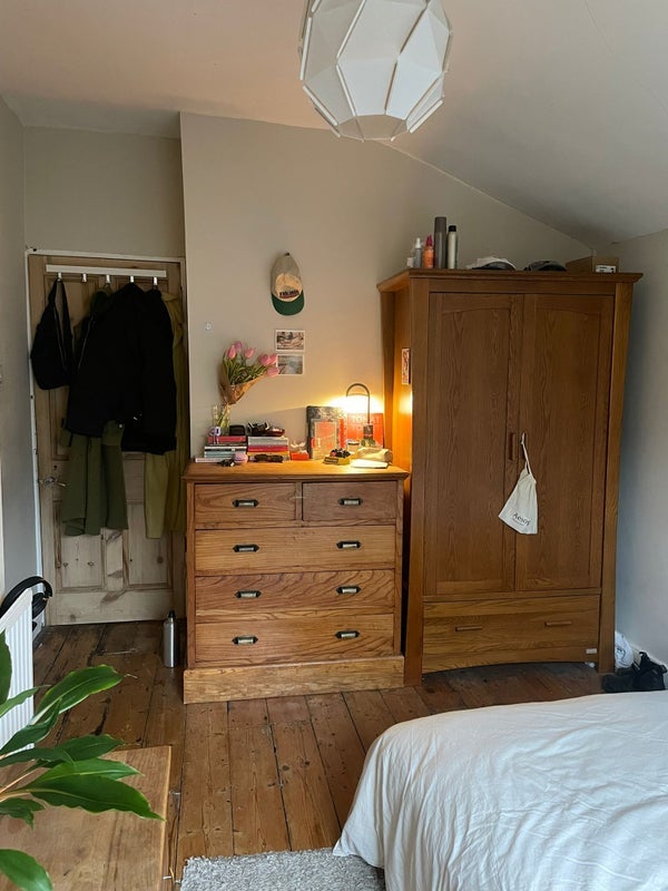 Room Felix Road in Bristol