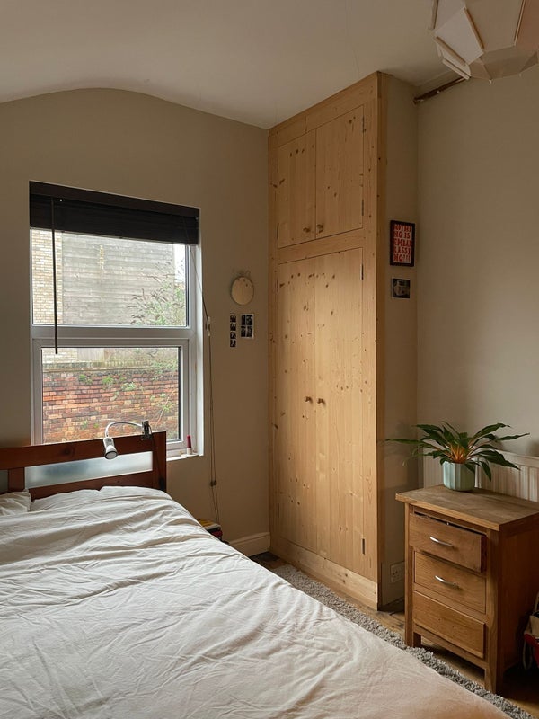 Room Felix Road in Bristol