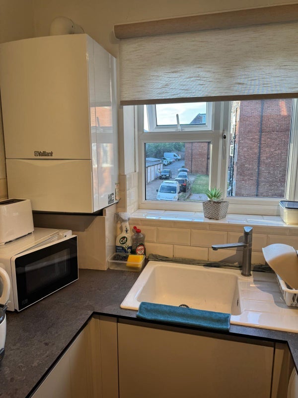 Room Graywood Court in Greater London