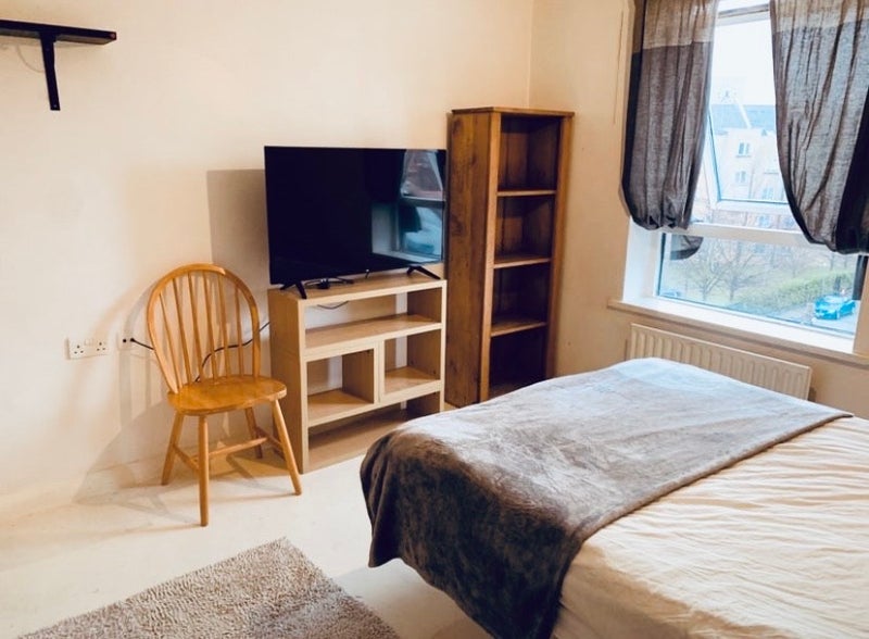 Room Medlar Street in Greater London