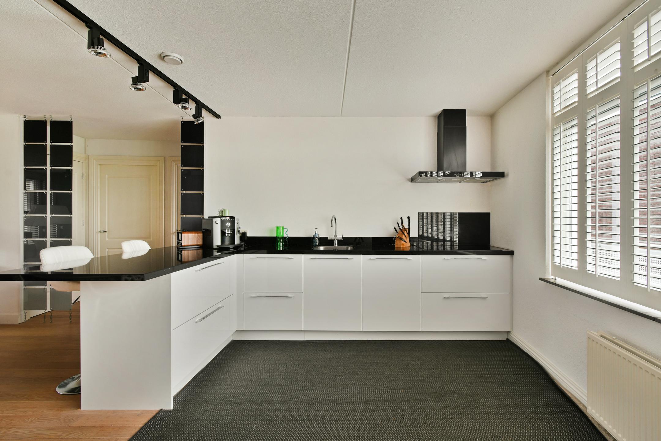 Appartement te koop: Oostakkerstraat 75, Amsterdam
