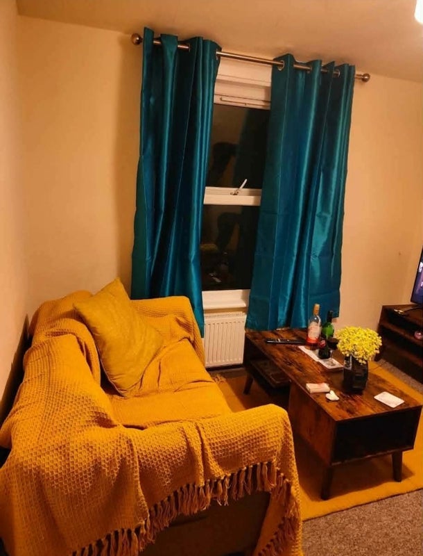 Room Capel Road in Greater London