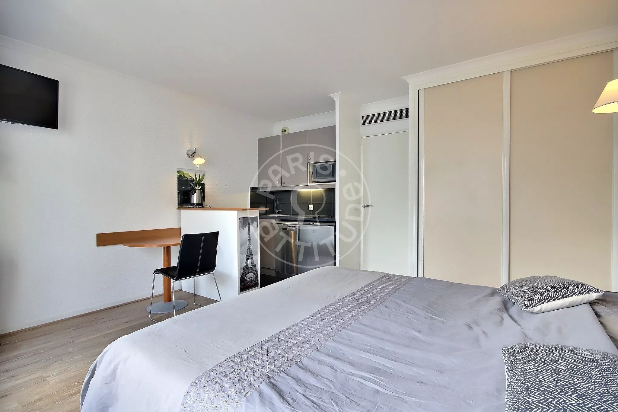 Appartement Rue Eliane Jeannin-Garreau à Paris