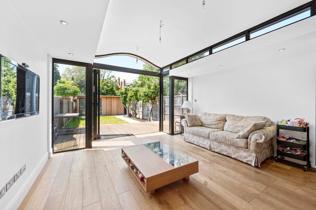 House Rayleigh Road in Greater London