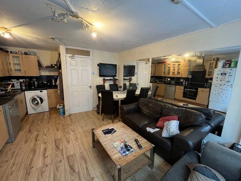 Room Penrith Close in Greater London