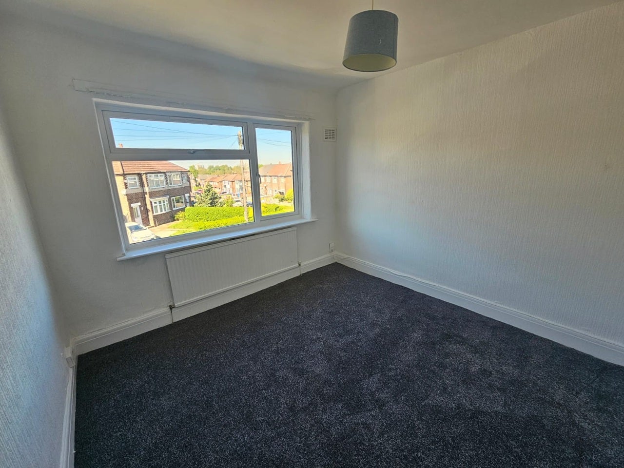 House Briarwood Avenue in Tameside