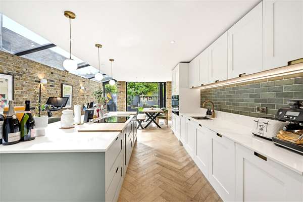 House Rothschild Road in Greater London