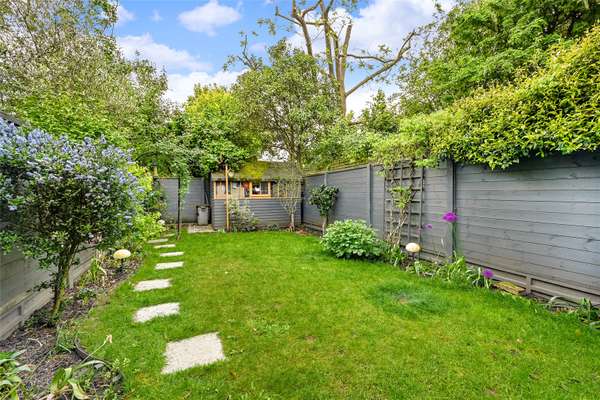 House Rothschild Road in Greater London