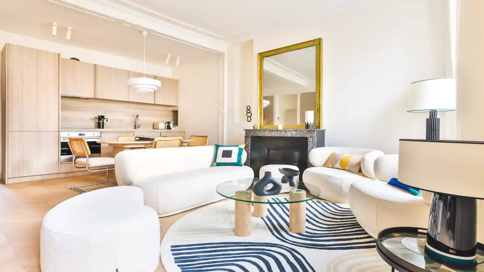 Appartement Rue des Saints-Pères à Paris