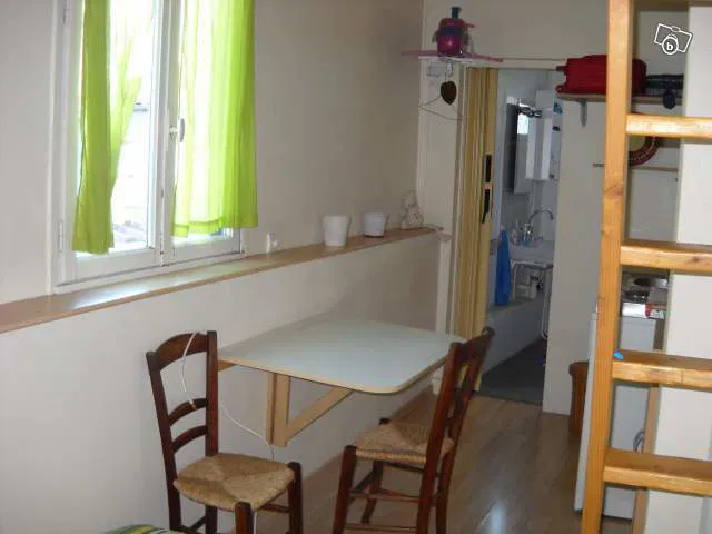 Chambre Rue Robert Caumont à Bordeaux