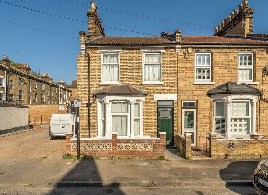House Loampit Hill in Greater London