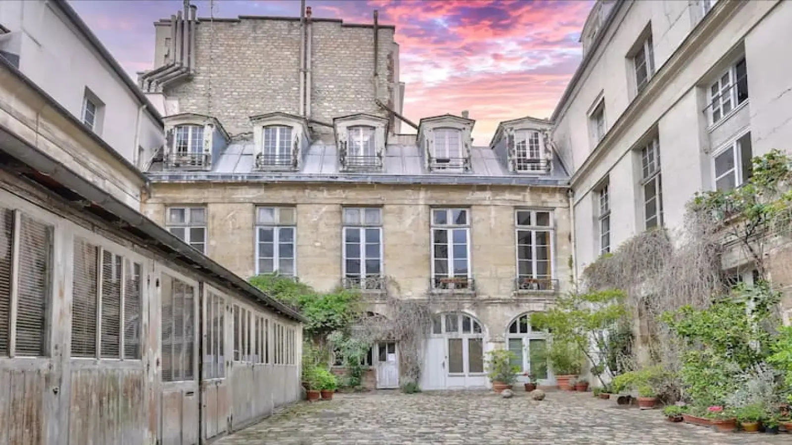 Flat Rue des Jardins Saint-Paul in Paris