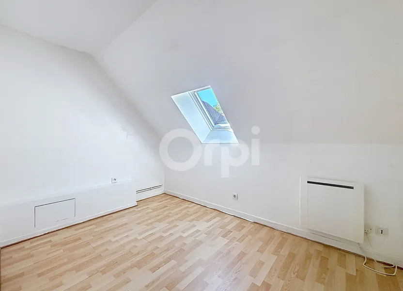 Appartement D 137 à Bury