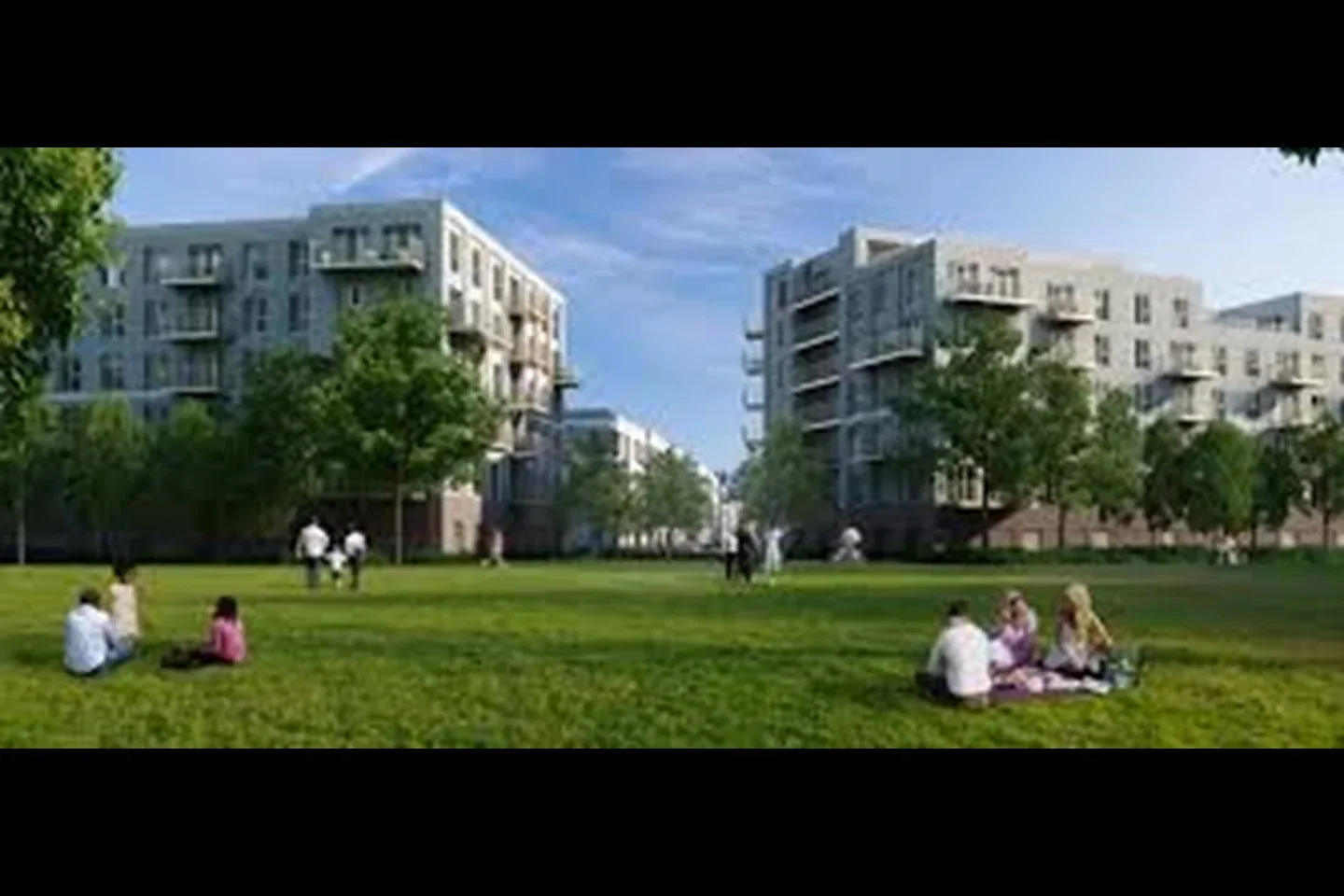 Flat Adenmore Road in Greater London