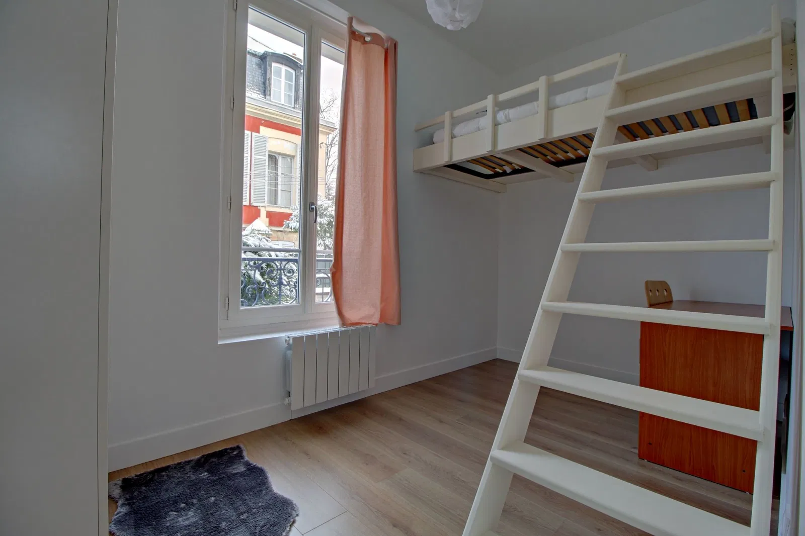 Chambre Rue des Carrières à Pontoise