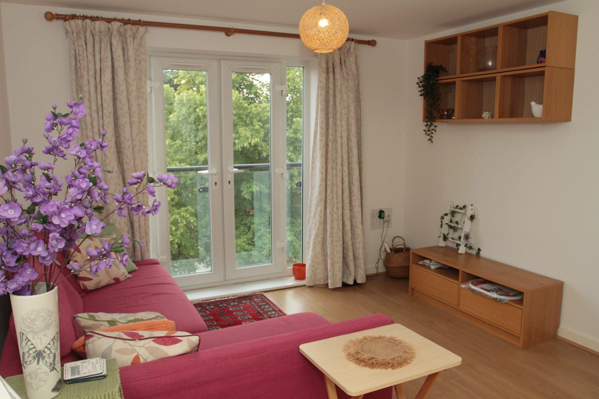 Flat Pavilion Close in Leicester