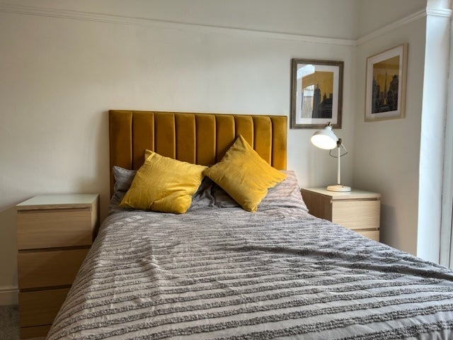 Room Millfield Road in Chorley