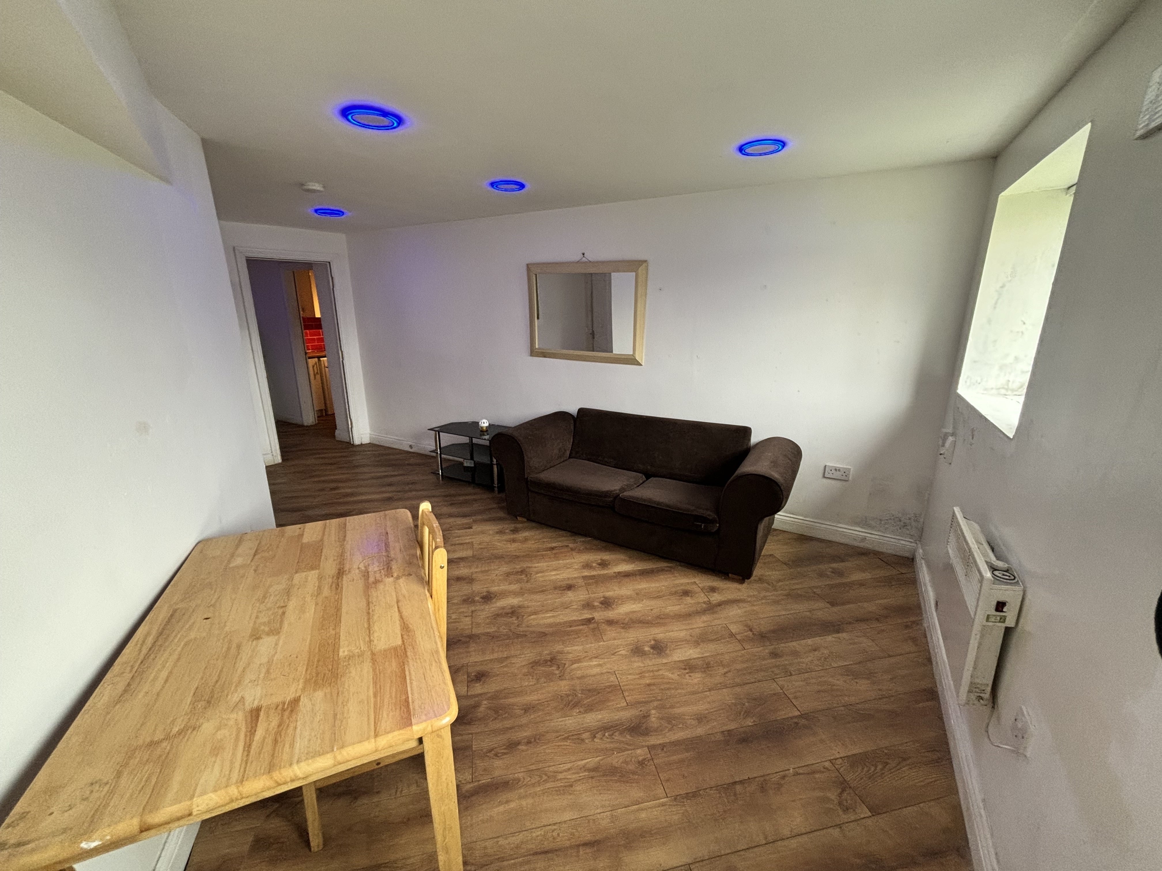 Flat Upper Bond Street in Hinckley and Bosworth