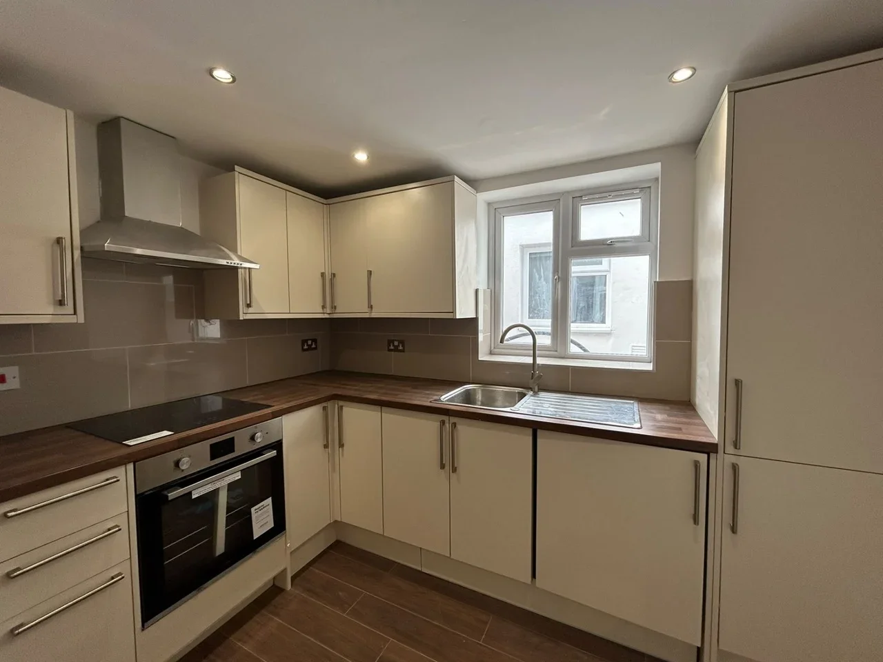Flat King Street in Greater London