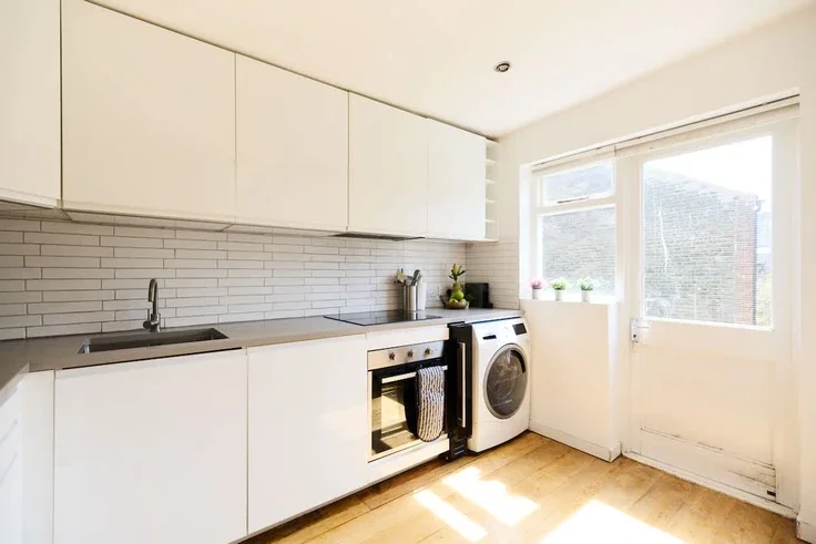 Flat Despard Road in Greater London