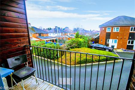 Flat Sutherland Close in Gloucester