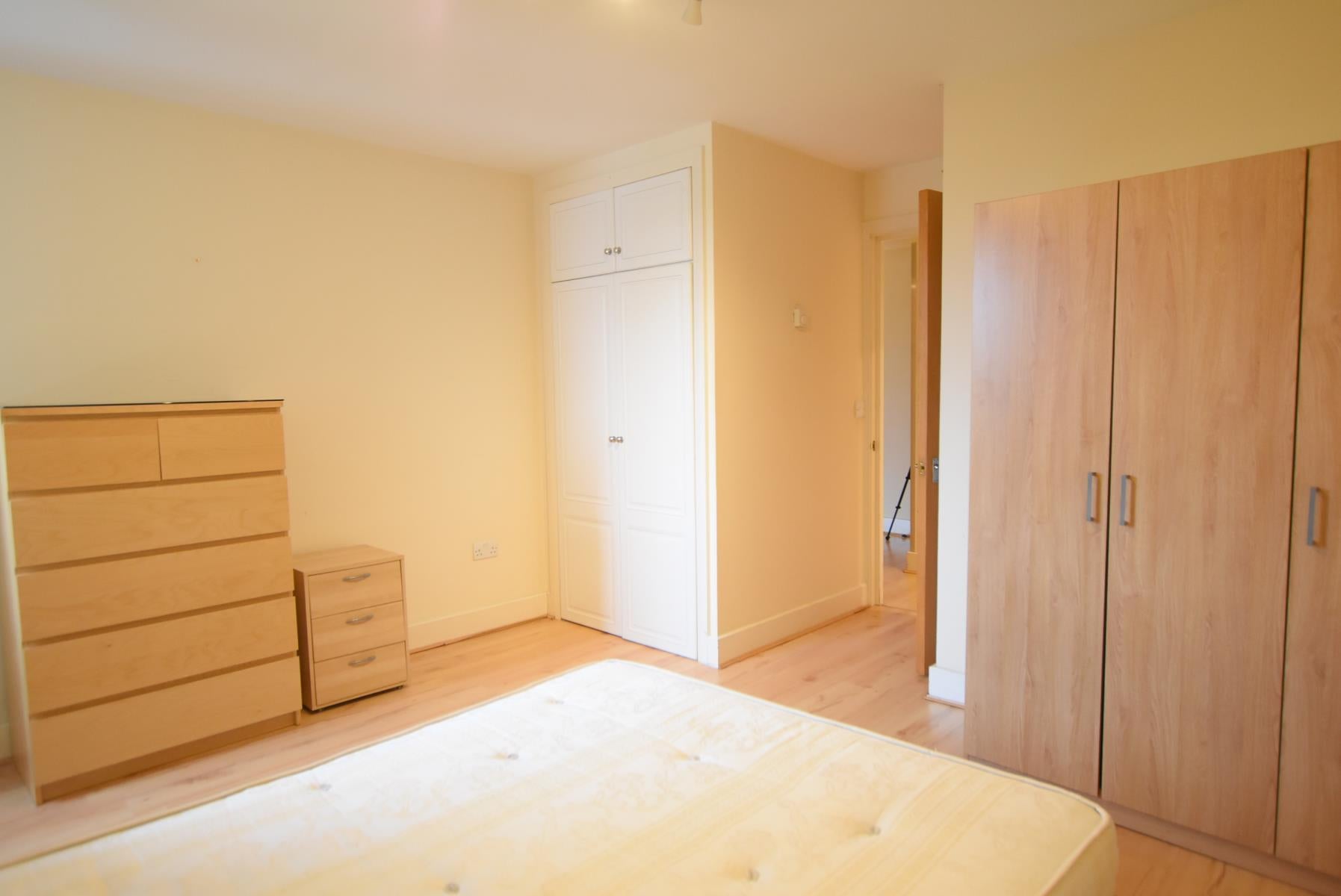 Flat North Bank in City of Westminster