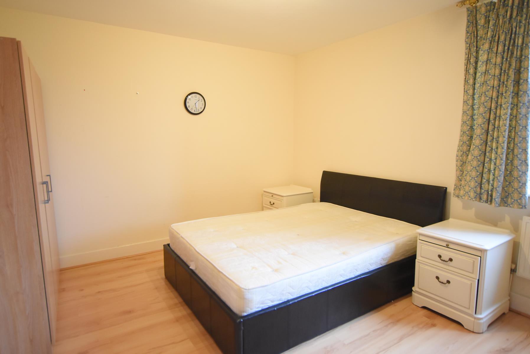 Flat North Bank in City of Westminster