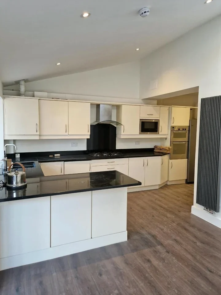 House Ewell By-Pass in Epsom and Ewell