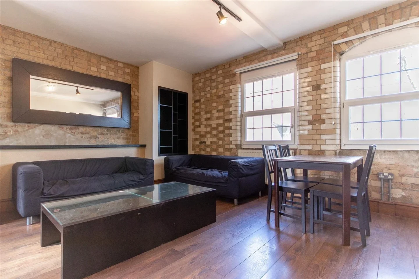 Flat Netley Street in Greater London