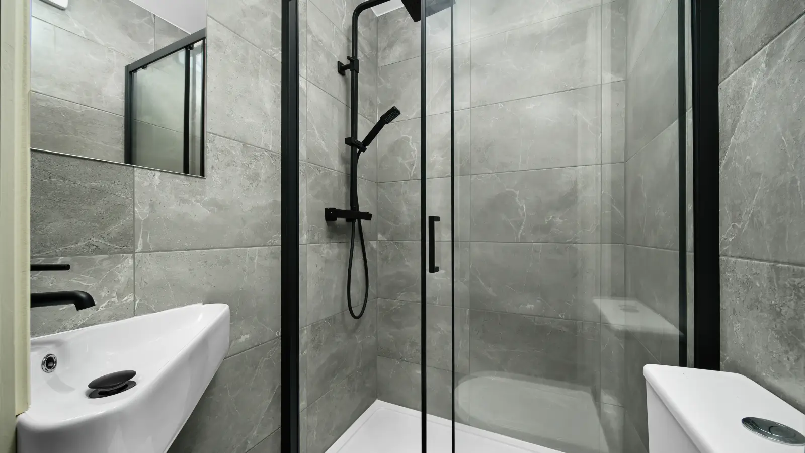Flat Meadow Place in Greater London