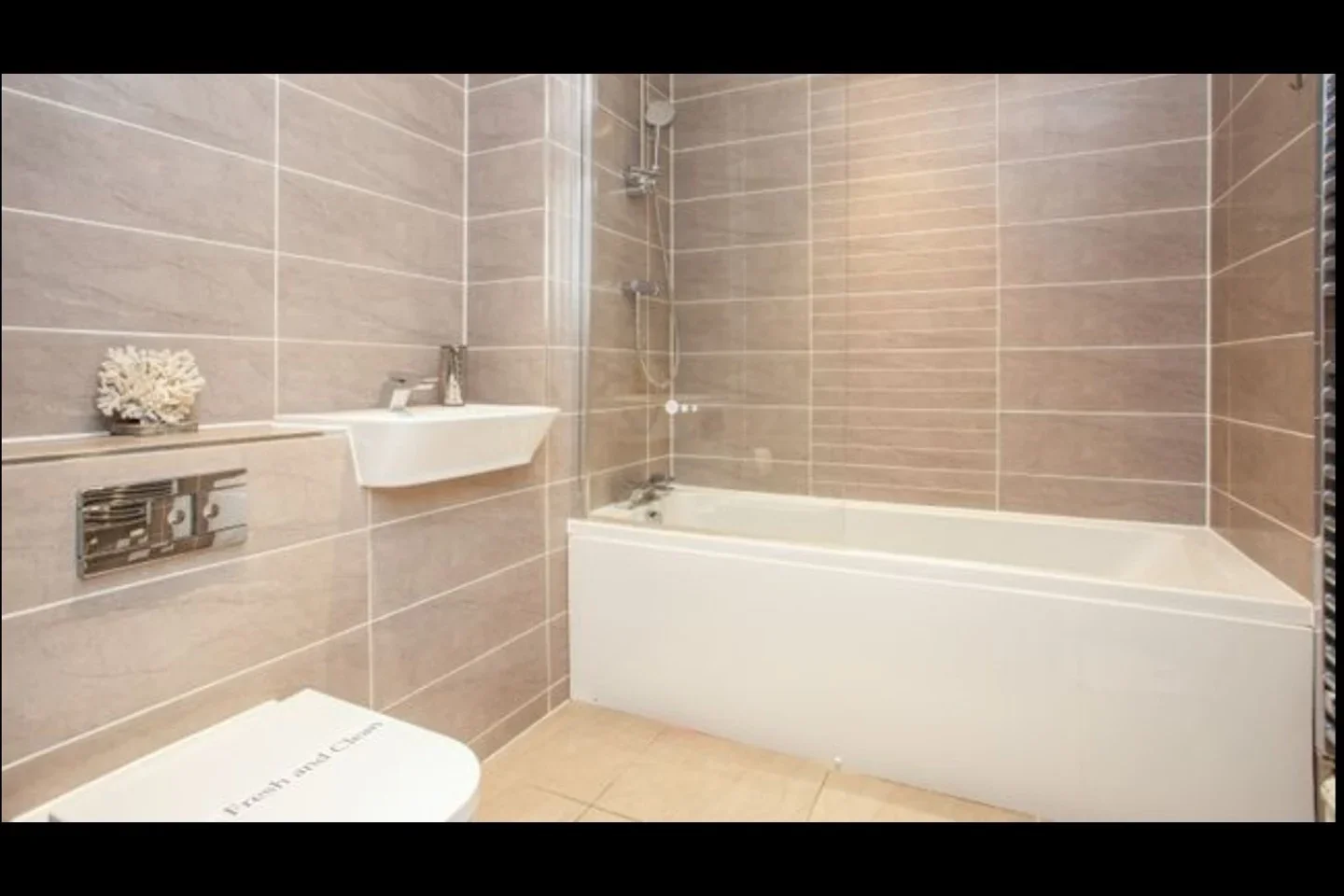 Flat Arla Place in London
