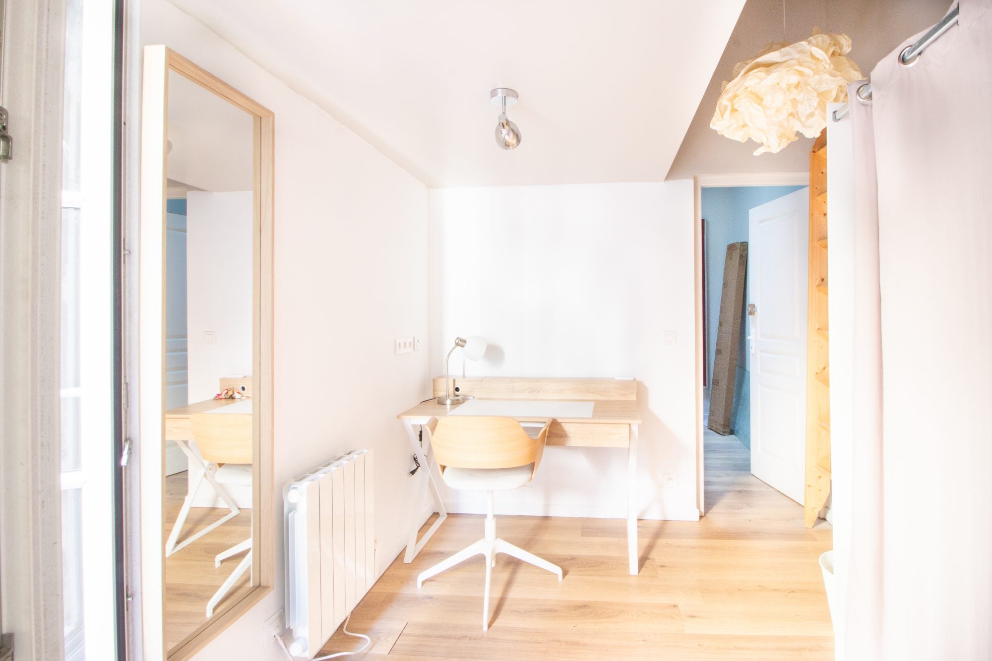 Room Quai Deschamps in Bordeaux