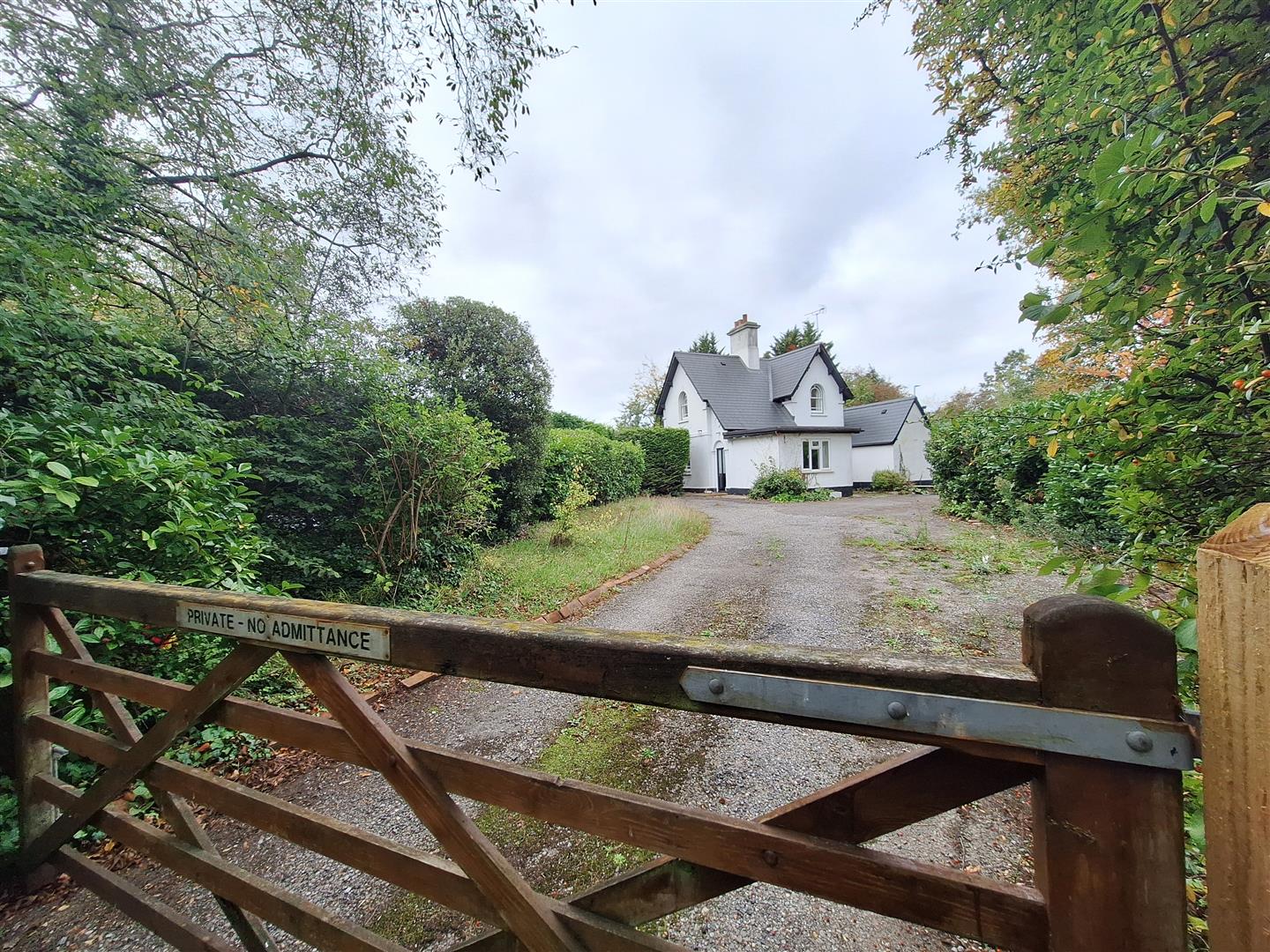 House Pepper Lane in Reading
