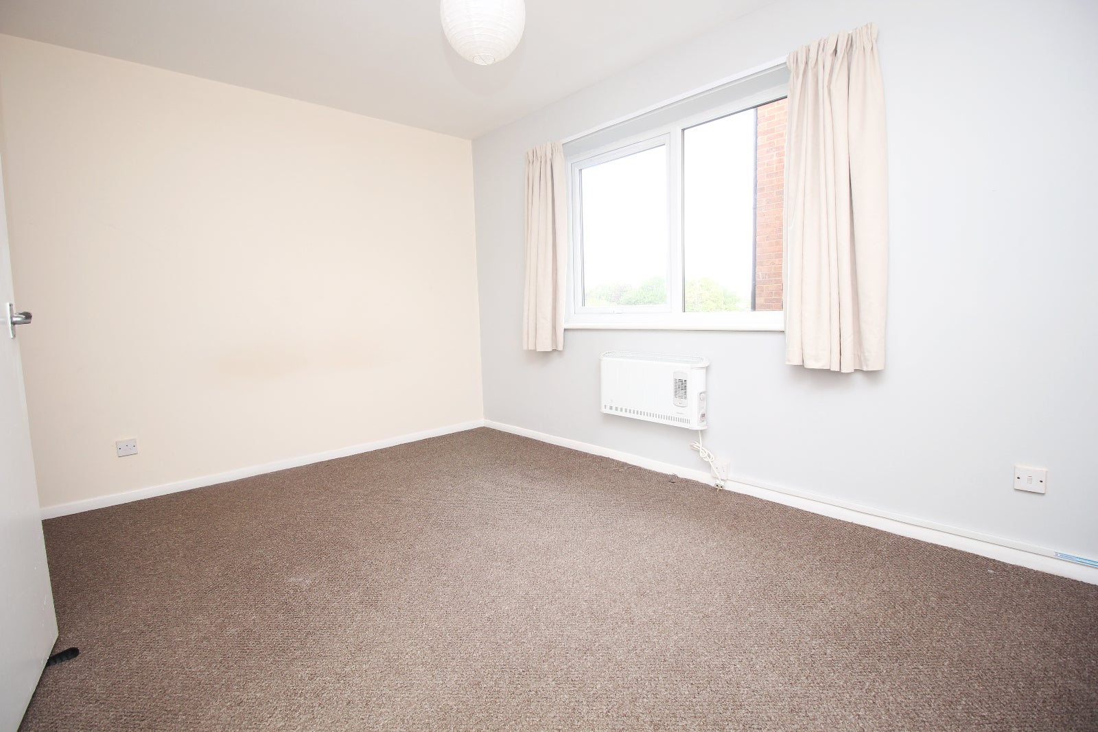 Flat Vignoles Road in London