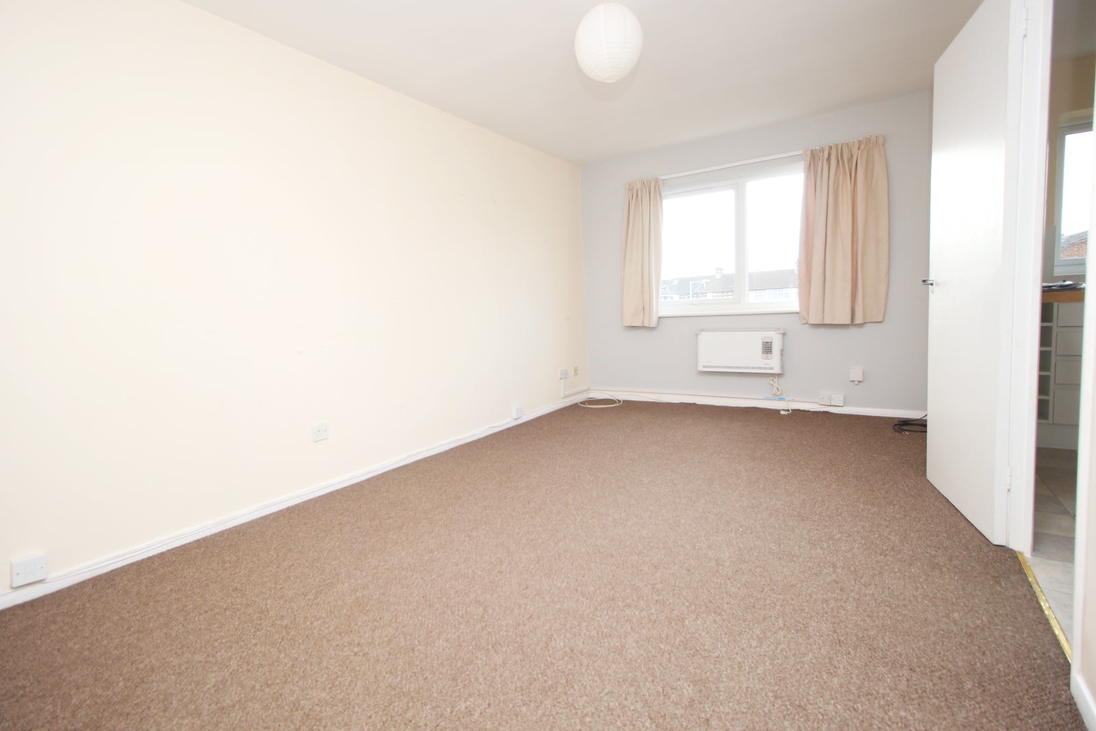 Flat Vignoles Road in London