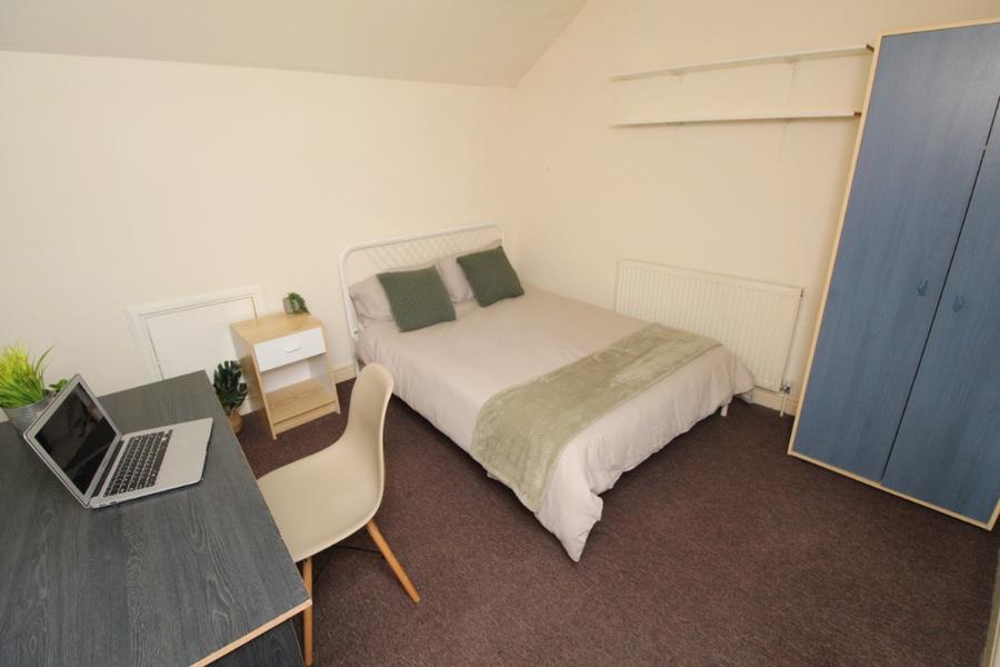 House Exchange Road in Rushcliffe